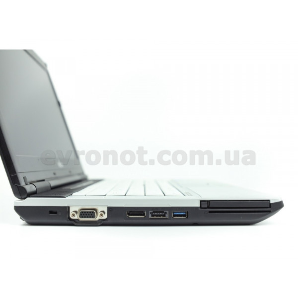 Ноутбук Fujitsu Lifebook S751 (i3-2310M | 4GB | 250HDD)